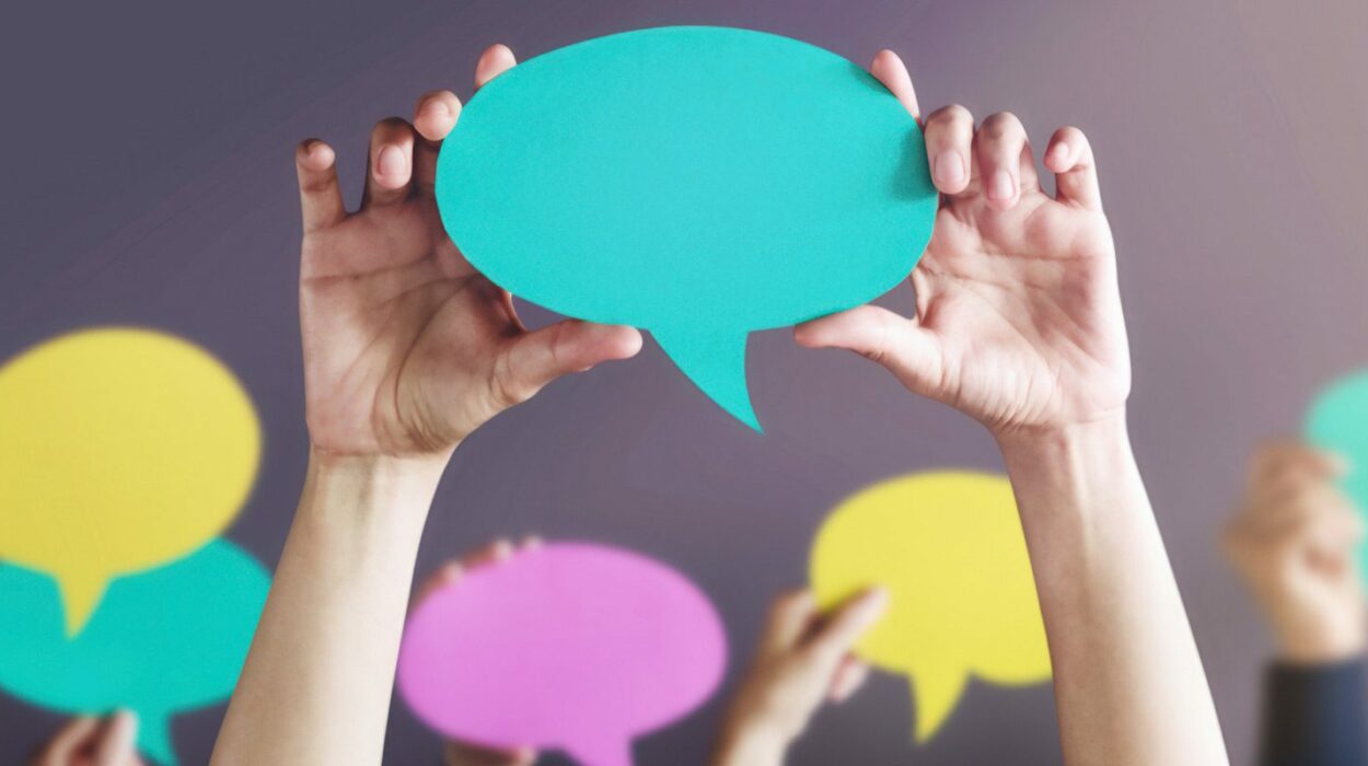 In this competitive game, your voice becomes the star thanks to useful content.